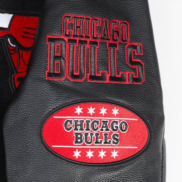 Pro Standard プロスタンダード NBA公式 メンズ アウター バーシティジャケット スタジャン ジャンパー シカゴ・ブルズ CHICAGO BULLS AREA CODE VARSITY JACKETの画像