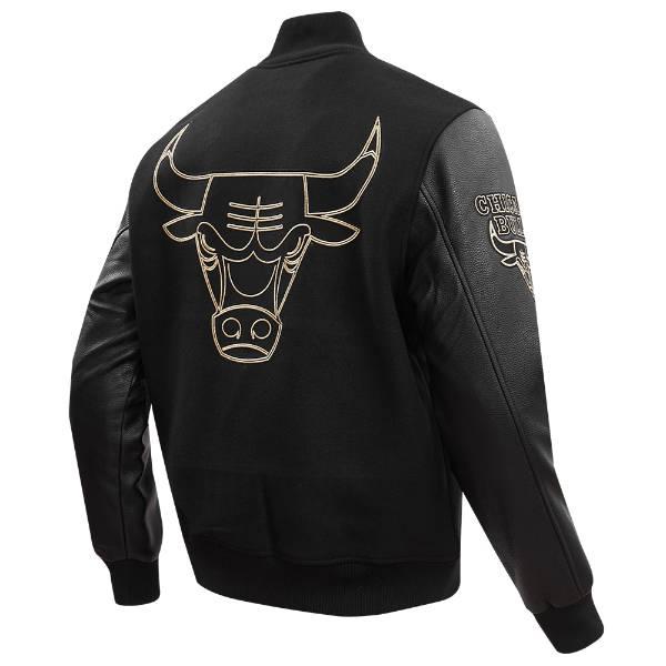 プロスタンダード NBA公式 メンズ アウター バーシティジャケット スタジャン ジャンパー シカゴ・ブルズ CHICAGO BULLS BLACK & GOLD WOOL VARSITY JACKETの画像