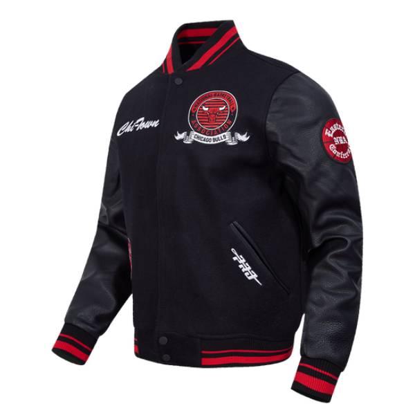 NBA公式 メンズ アウター スタジャン ジャケット ジャンパー プロスタンダード シカゴ・ブルズ CHICAGO BULLS TEAM BADGE MEN'S RIB WOOL VARSITY JACKETの画像