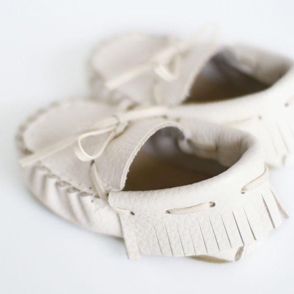 【BABYシューズ キット（イニシャル無）】クリックポスト送料無料、出産祝い、贈り物、名入れ、手作り、1才誕生日、マタニティ、国産、12cm |  | 01