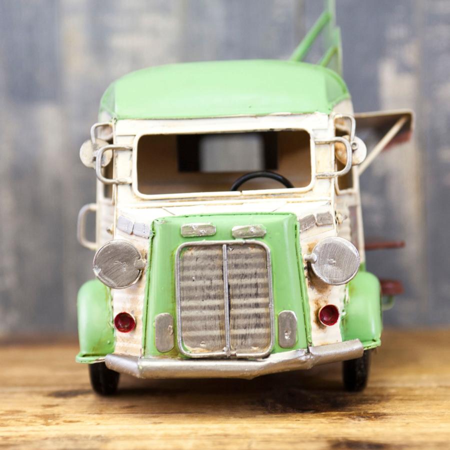 ブリキ　機関車　オブジェ　インテリア Amazon｜ブリキのおもちゃ SL 鉄製 置物 乗り物 鉄道 汽車 蒸気