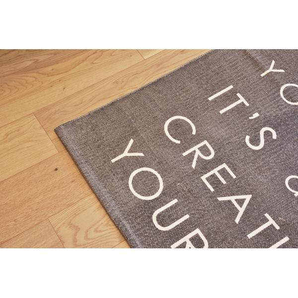 東谷 ラグマット 絨毯 ラグ マット 玄関マット 英字 英語 柄 90×130cm