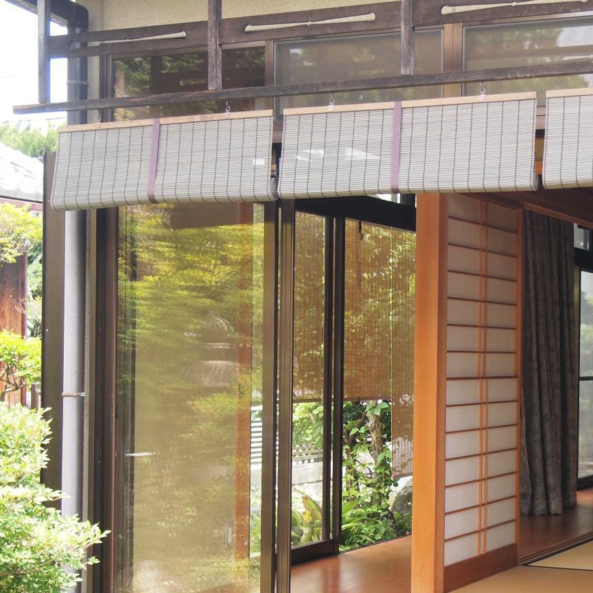 【新入荷】 すだれ 幅181-200×高さ181-200cm 屋外 おしゃれ 巻き上げ すだれカーテン 目隠し 簾掛け 防炎 フック 取り付け 簡単 間仕切り 日除け ロールアップ PVC 日本製 【V6979334266】(25385円)