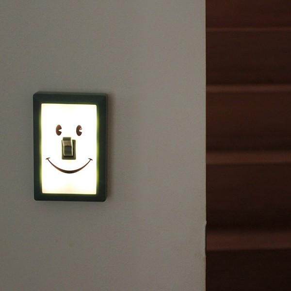フットライト ウォールライト LED スイッチ 電気 かわいい 子供部屋 廊下 電池式 マジックテープ 配線不要 顔 デザイン｜usagi-shop｜03