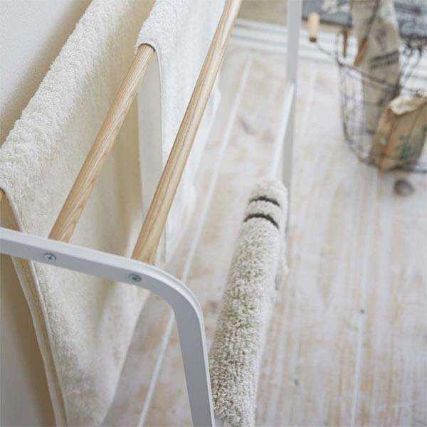 立て掛けバスタオルハンガー バスタオル掛け おしゃれ 壁付け バスタオルかけ 壁 バスタオルハンガー 壁掛け 山崎実業 Toh 248112 うさぎ屋 株式会社一兎 通販 Yahoo ショッピング