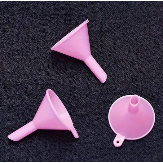 1個 透明 ミニチュアファンネル じょうご 漏斗 ボトリング 香水 エッセンシャルオイル (RA2) | ブランド登録なし | 03