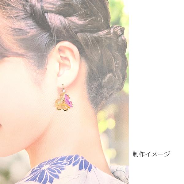 桜 ビーズ 18mm 約30個 アクリル製 レッド系 茜色 赤系 ゴールド