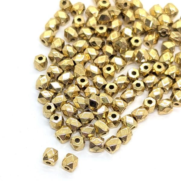 100％正規品ーまとめ販売セット1ピースずつ ビーズ CCB ロンデル 4mm 約100個 多面カット キューブ スペーサー