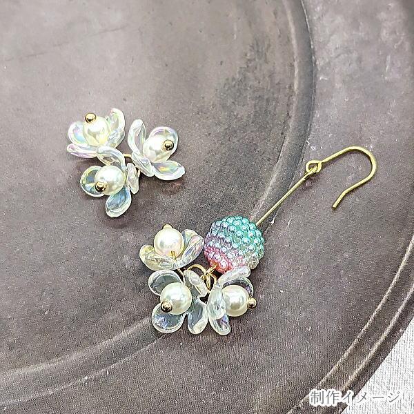 フラワー チャーム 花びら 10mm 2個 クリアAB オーロラ パールチャーム