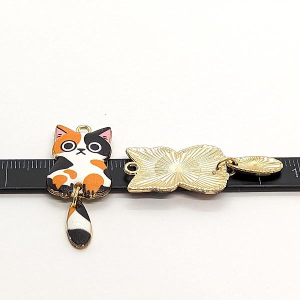 チャーム 猫 揺れる パーツ 24mm 2個 三毛猫 ミケネコ エポチャーム
