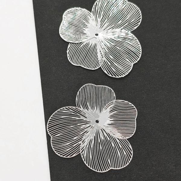 透かしフラワーパーツ メタルフラワー 50mm 2個 ロジウム色 花座