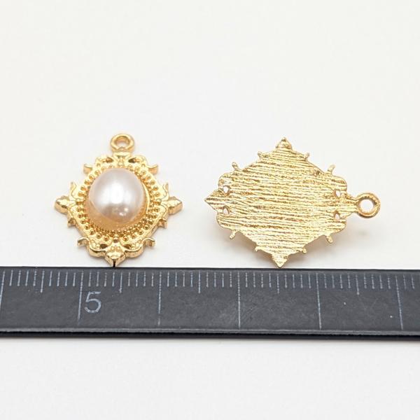 チャーム 楕円 23mm×17mm 2個 アンティーク調 パールチャーム 上品