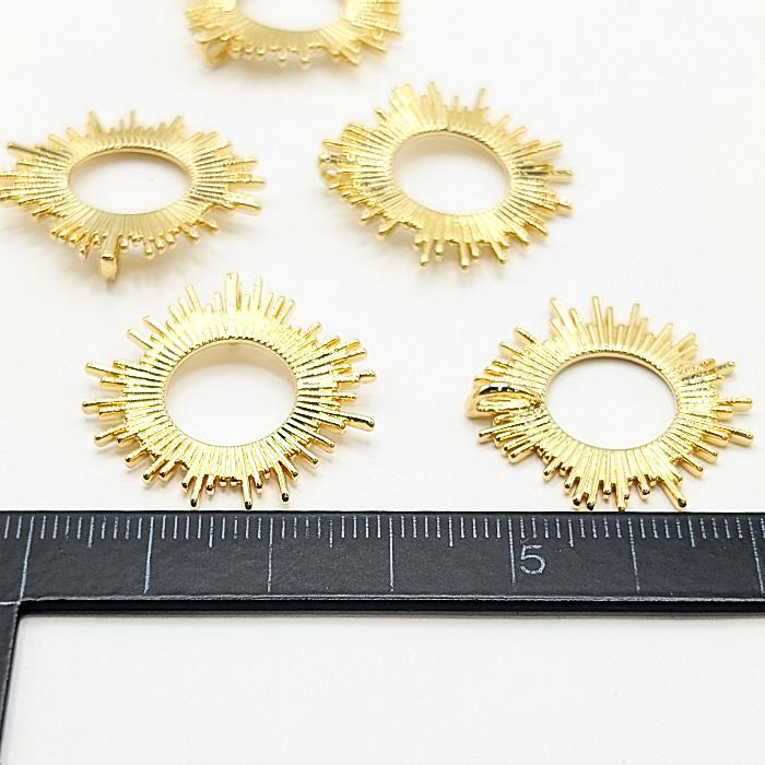 24K金メッキ コレクション フレーム付き チャーム 太陽 約26mm 1個 ゴールド色 18KGP本金メッキ 長持ちメッキ