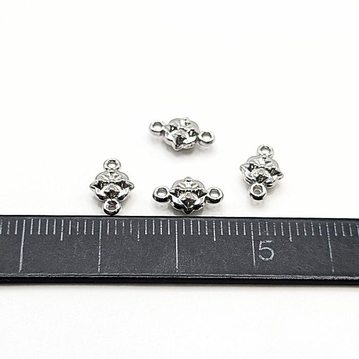 チャーム 5mm×6mm 4個 小さな クロス 十字架 コネクターチャーム