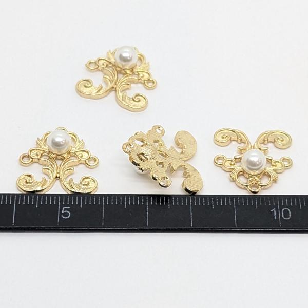 パール チャーム 18mm 4個 デザインパーツ シャンデリア コネクター