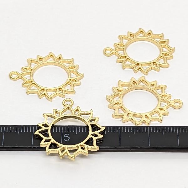 空枠 チャーム 25mm 太陽 空枠ペンダントトップに レジン枠 SUN 宇宙  
