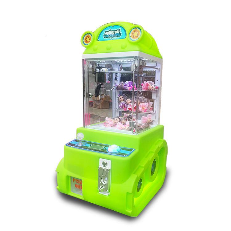 戦車フォルムの小型クレーンゲーム機クレーンゲーム機3本爪 小型
