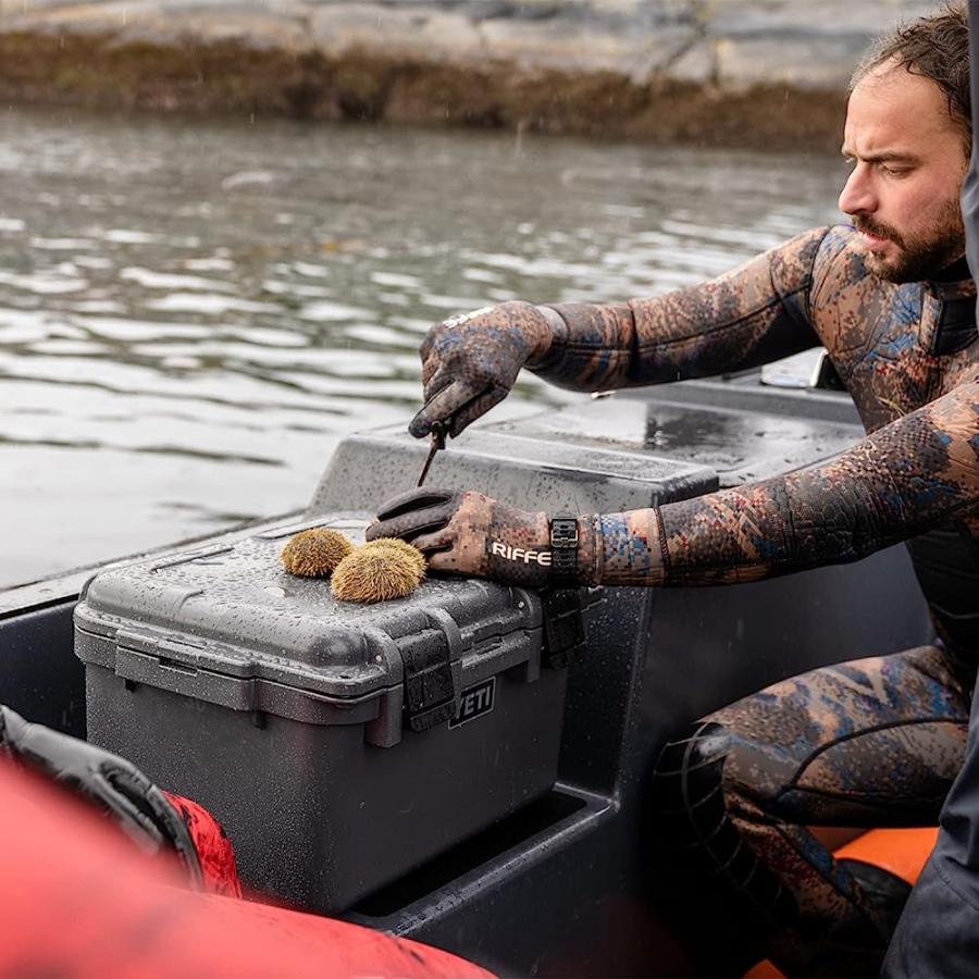 YETI LOADOUT GOBOX DIVIDED CARGO CASE, KING CRAB | YETI | 07