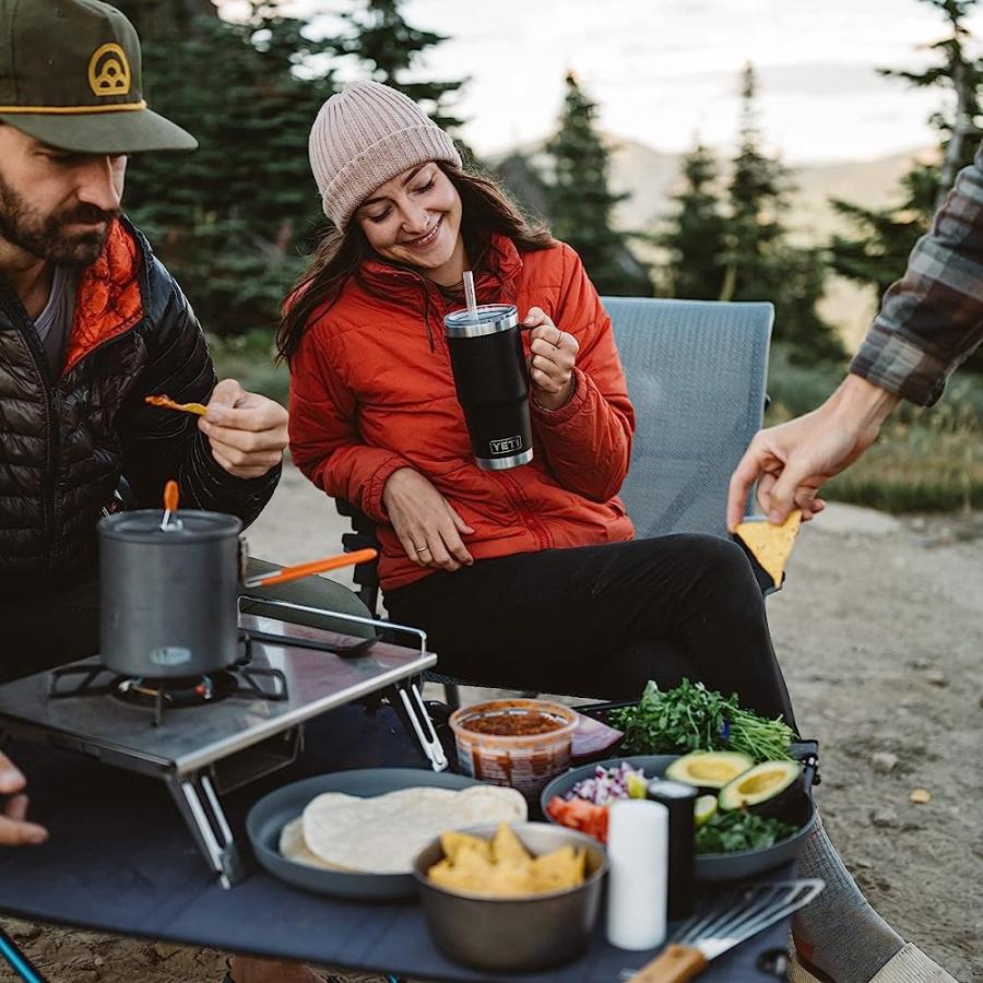 YETI RAMBLER 25 OZ STRAW MUG, VACUUM INSULATED, STAINLESS STEEL, CANOPY GREEN | YETI | 01