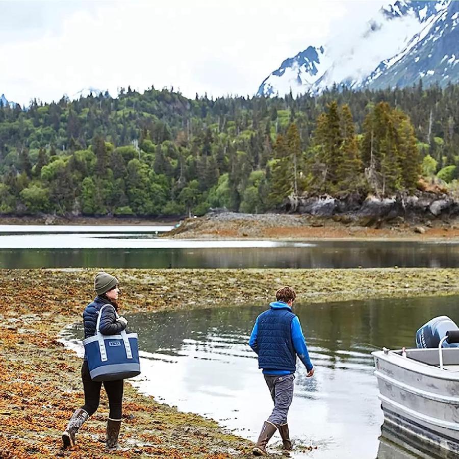 YETI CAMINO 35 CARRYALL WITH INTERNAL DIVIDERS, ALL-PURPOSE UTILITY, BOAT AND BEACH TOTE BAG, DURABLE, WATERPROOF, HARVEST RED | YETI | 07