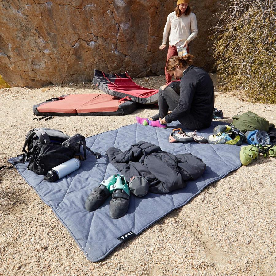 YETI Lowlands 多目的ブランケット トラベルバッグ付き、スモークブルー | YETI | 05