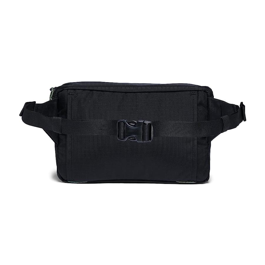 MOUNTAIN HARDWEAR CAMP 4 HIP PACK, BLACK, O/S | MOUNTAIN HARDWEAR | 01