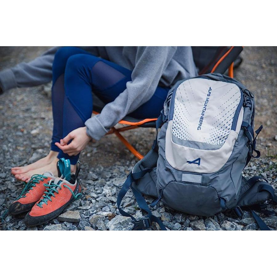ALPS MOUNTAINEERING HYDRO TRAIL 17L BACKPACK - GRAY/NAVY | ALPS MOUNTAINEERING | 06