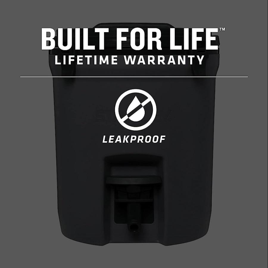 STANLEY FAST-FLOW WATER JUG 2 GAL CHARCOAL | STANLEY | 03