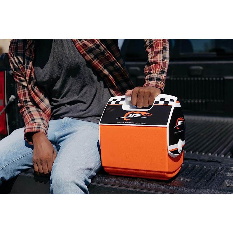 IGLOO NASCAR GREATS DALE EARNHARDT JR. PLAYMATE PAL 7QT COOLER | igloo | 01