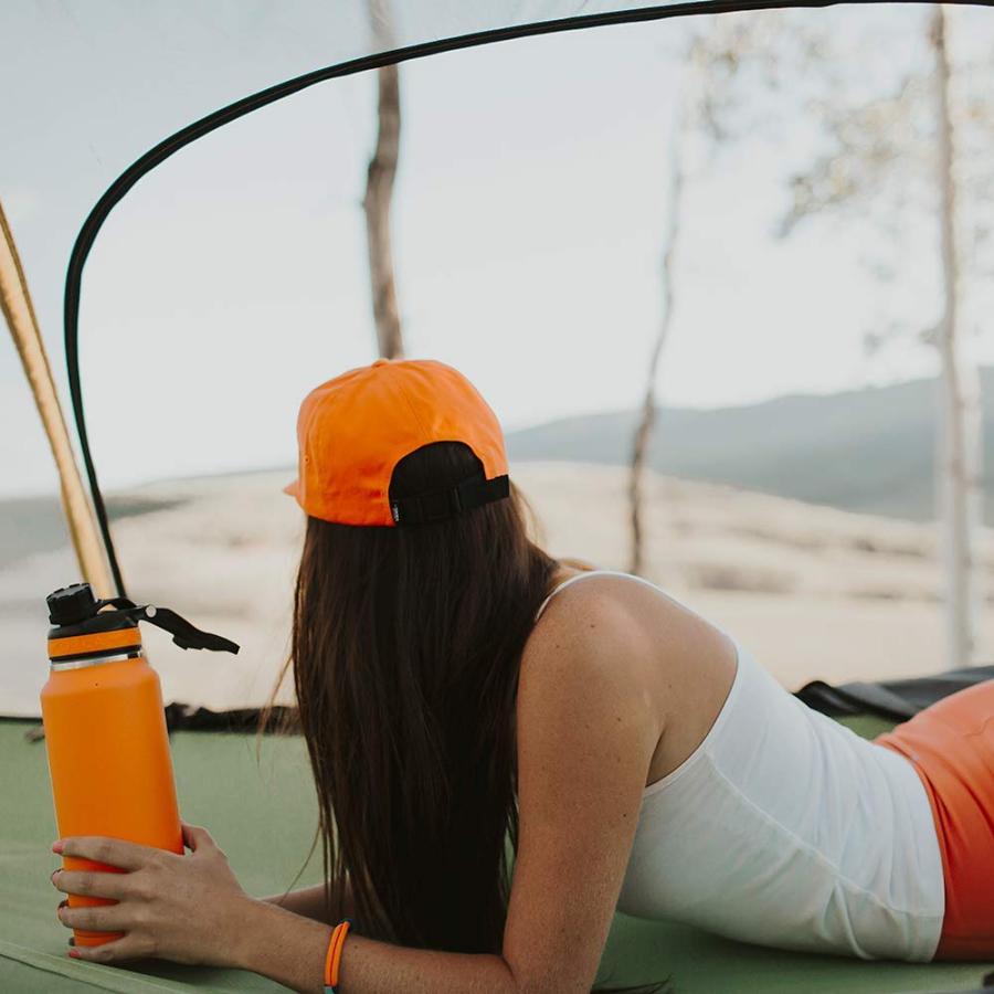 ORCA HYDRA 34 OZ. 18/8 STAINLESS STEEL INSULATED WATER BOTTLE, SCREW TOP SPORTS BOTTLE, POWDER COATED, WITH SILICONE GRIP WHALE TALE HANDLE, TOP | LES CREATIONS | 04