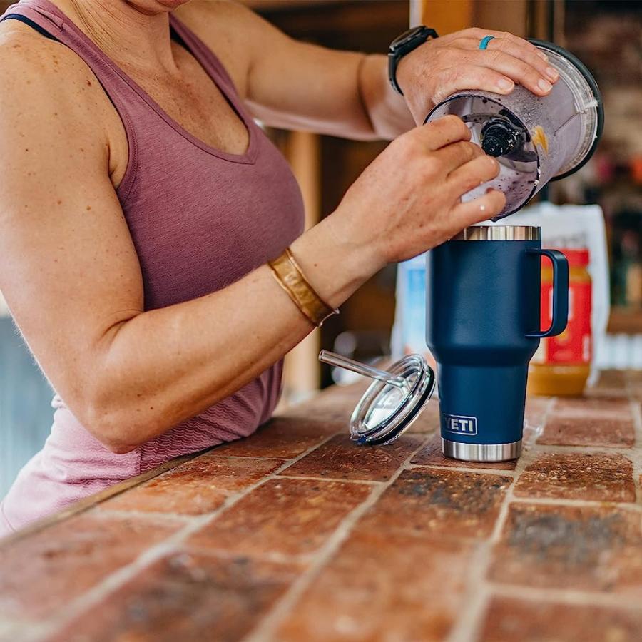 YETI RAMBLER 35 OZ STRAW MUG, VACUUM INSULATED, STAINLESS STEEL, NAVY | YETI | 01