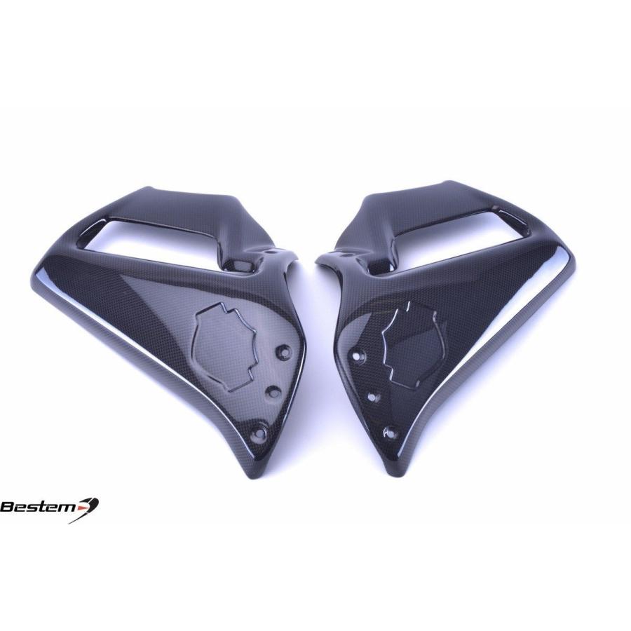 専用　2ほん リアフェンダ V-ROD ハーレーダビッドソンVRSCF Vロッド筋肉炭素