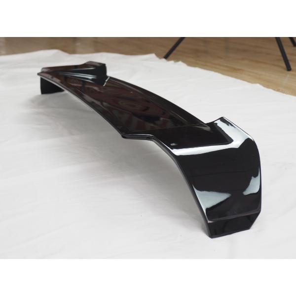 輸入パーツ】 Landrover Defender 2020 REAR spoiler ブラック