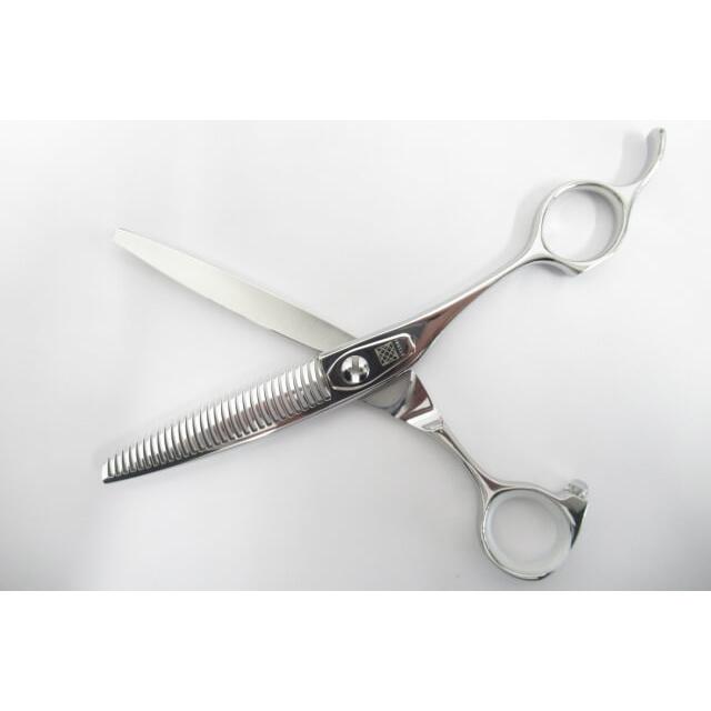 【中古美品】内海シザー　美容師　理容師　セニング　すきばさみ Sランク【UTSUMI ウツミ 内海】 OF30セニング すき鋏 美容師・理容師