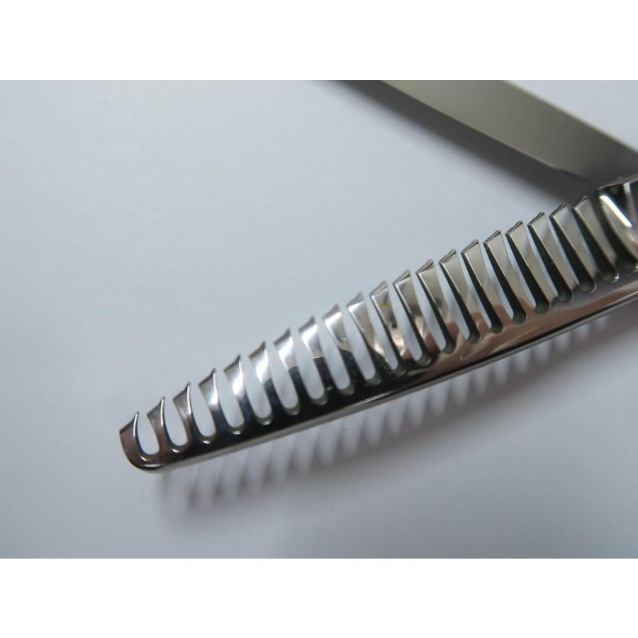 Aランク TRACKS SCISSORS トラックスシザーズ START20セニング 美容師・理容師 5.7インチ 右利き 中古:I-563 Aランク TRACKS SCISSORS トラックスシザーズ START20セニング 美容師・理容師 5.7インチ 右利き 中古:I-563