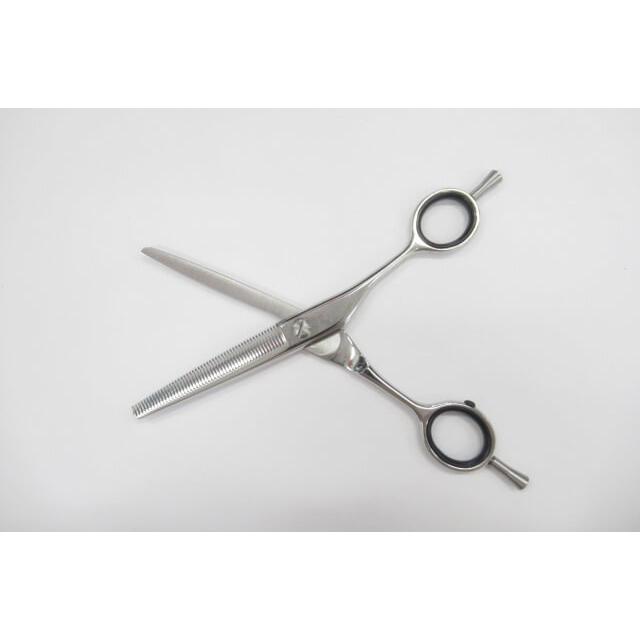 【値下げしました】内山シザー　セニング BCランク【シザーズ内山 scissors UCHIYAMA】 50セニング すき鋏