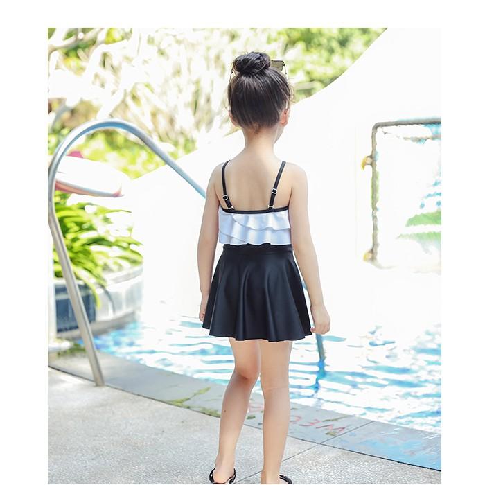 最新アイテム 130 水着 ラッシュガード上下セット子供 女の子 キッズ水着 セパレート 短パン 子供用 花柄 レース 2点セット 女児 ジュニア 100 110 1 130cm Babylonrooftop Com Au