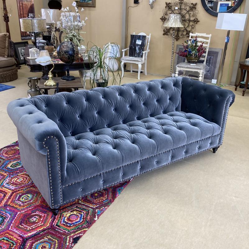 【新品】 チェスターフィールド ソファ 布張り 3人掛け ジェニファーテイラー 三人 スティール グレー ソファー 布製 高級 クラシック テイスト 63022-MVS 【GM2516207220】(91520円)