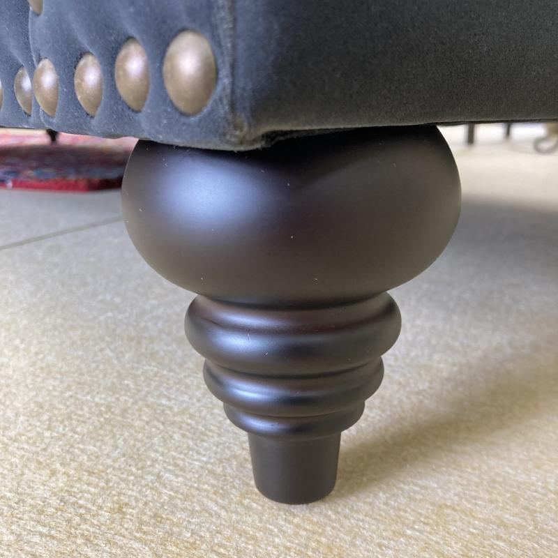 【新品】 チェスターフィールド ソファ 布張り 3人掛け ジェニファーテイラー 三人 スティール グレー ソファー 布製 高級 クラシック テイスト 63022-MVS 【GM2516207220】(91520円)