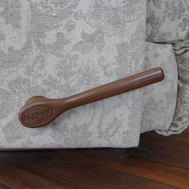 [即日発送] 2020年 公開予定ドラマ映画 劇中使用品 レイジーボーイ リクライニングソファ 1人掛け 550 CARDINAL QUARTZ 【FKP1410417076】(51300円)