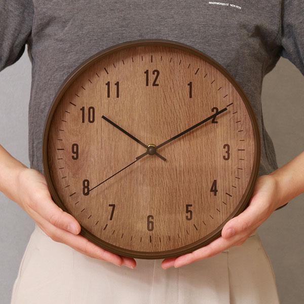 掛け時計 直径25cm 木目調 電池式 不二貿易 時計 壁掛け 掛時計 おしゃれ オシャレ かわいい かけ時計 掛時間 ウォールクロック シンプル とけい クロック |  | 02
