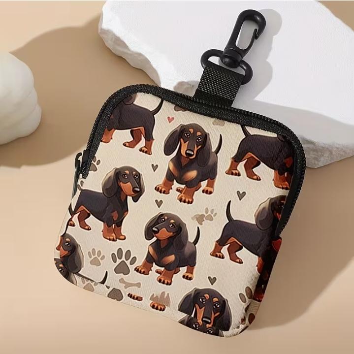 かわいい♡ダックスちゃん　さんかくポーチ ミニポーチ ダックスフント 犬 可愛い コインケース 小銭入れ イヤホン
