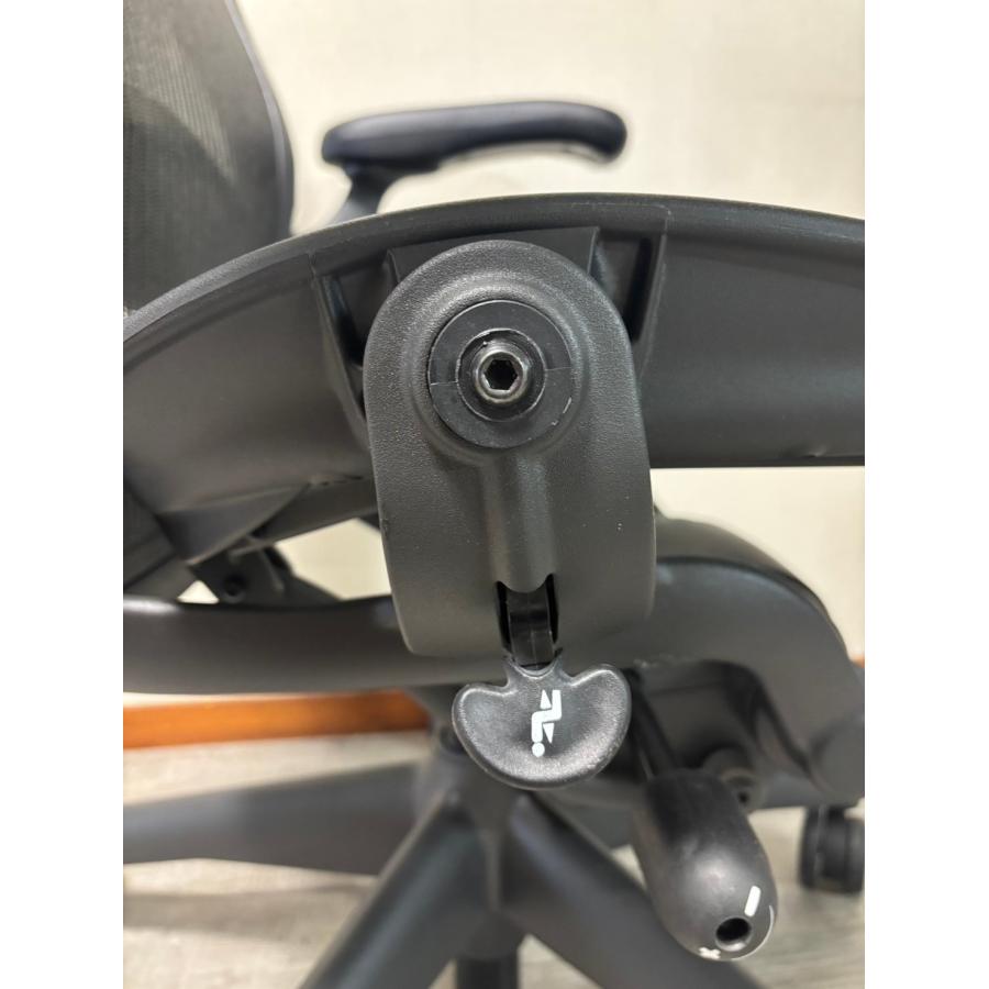 Herman Miller（ハーマンミラー） アーロンチェア （3）AE112AWC 