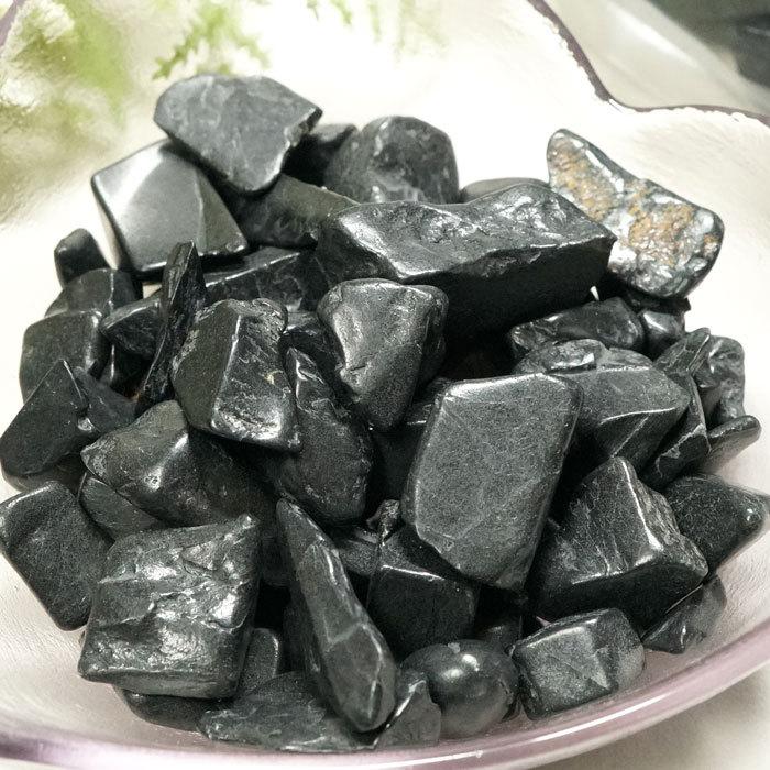 ブラックシリカ さざれ 北海道産 100g 研磨済み 大粒 天然石