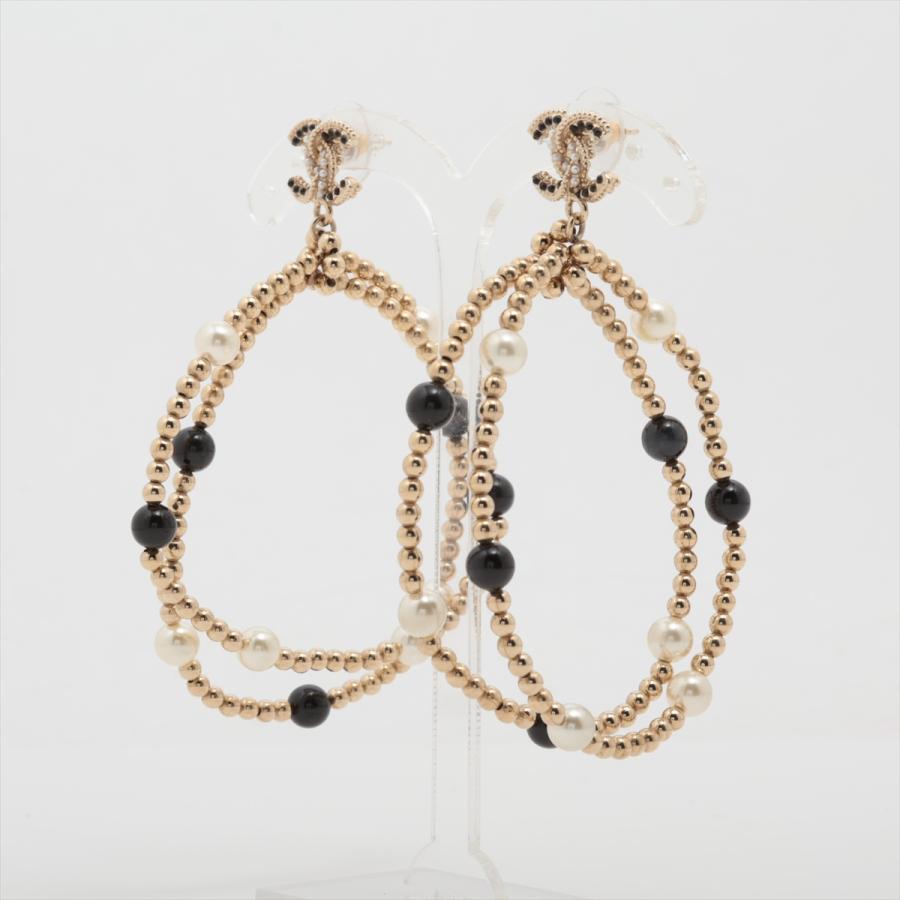 CHANEL ゴールド パール ピアス(両耳用)