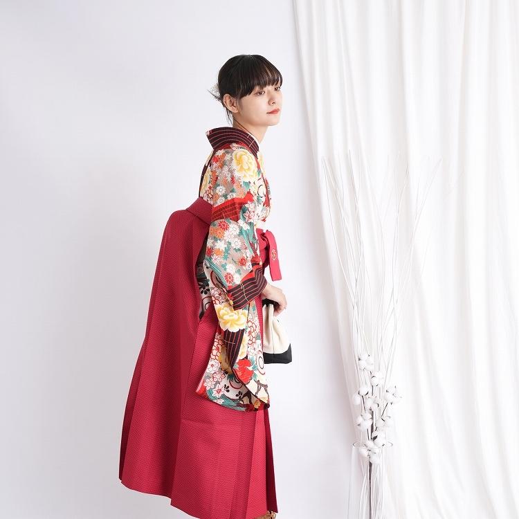レンタル 袴セット 卒業式 2尺袖着物 袴16点セット Spiralgirl 赤と黒の縞々浪漫 うたたね 着物と袴以外はおまかせコーデ 10 21 24 006 浴衣通販 Utatane 通販 Yahoo ショッピング
