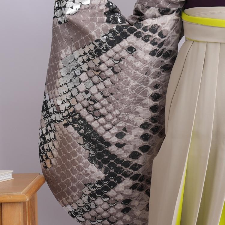 袴 レンタル 卒業式 袴 2尺袖着物 袴 17点セット モダンアンテナ 古典柄 レトロ 袴セット 卒業式 パイソン グレー系 袴 卒業式 草履 足袋