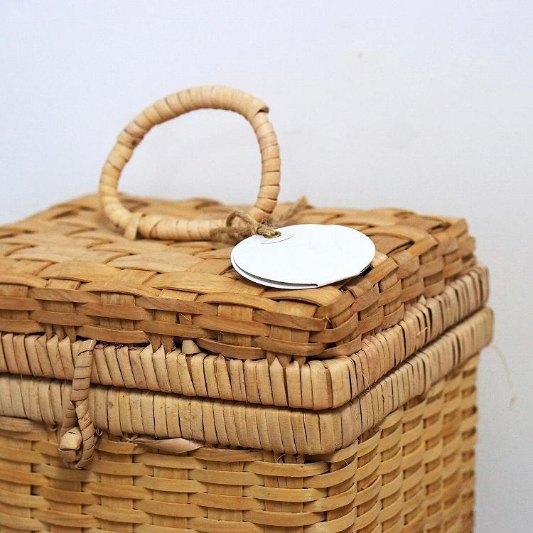 バスケット 収納 編み ラタン カゴ かご 茶色 系 四角 ふた 蓋