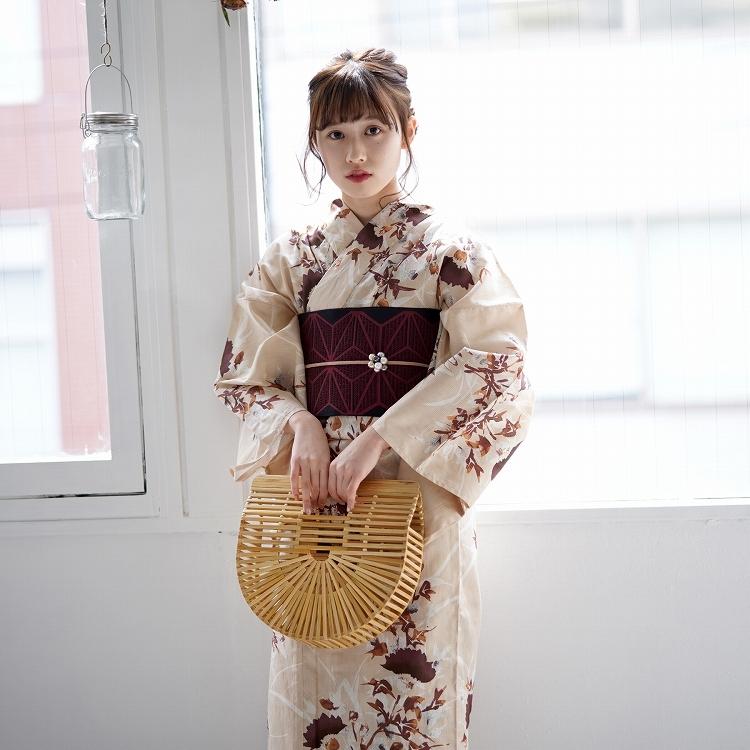 浴衣 単品 Utatane 古典柄 レトロ アンティーク系 浴衣 単品 草花 ベージュ系 浴衣のみの商品です 帯 下駄は付属しません フリーサイズ 適応身長約155 165cm 浴衣通販 Utatane 通販 Yahoo ショッピング