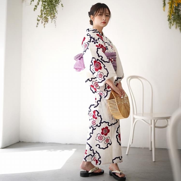 超人気の 浴衣3点セット 浴衣 帯 下駄 フリーサイズ Utatane 注染 古典柄 レトロ アンティーク 系 浴衣 セット 雪輪 白 系 超美品 Cepici Gouv Ci